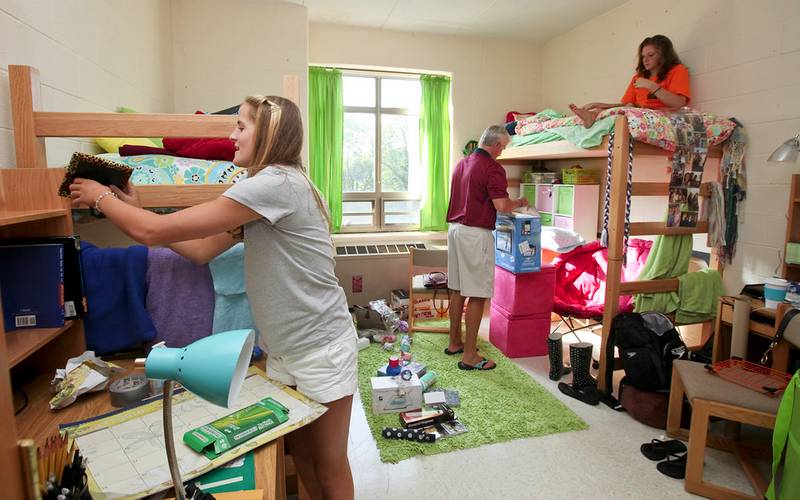 Dormitory Move-in Dy